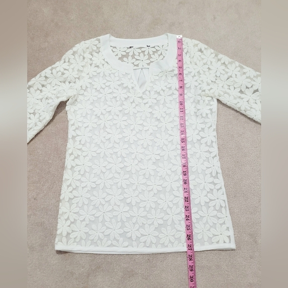 Women’s White Floral Lace Tunic Top Sheer 3/4 Sleeve Boho Blouse Medium - Picture 8 of 8